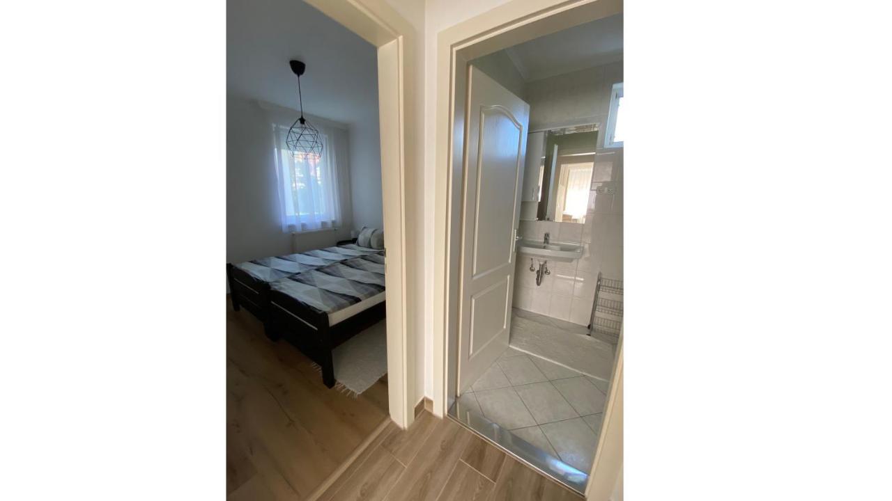 Andrea Apartmanok 2 Hajduszoboszlo Luaran gambar